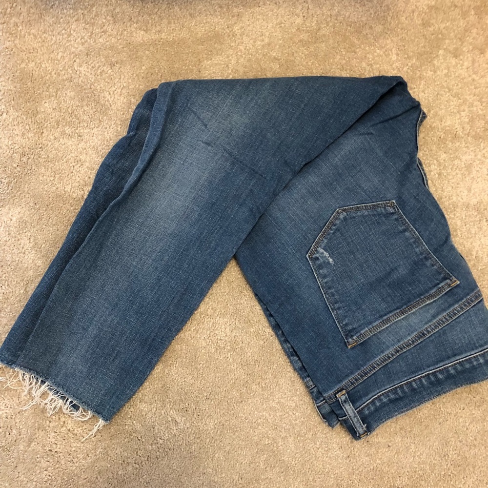 Gap Cutoff Ankle Jeans